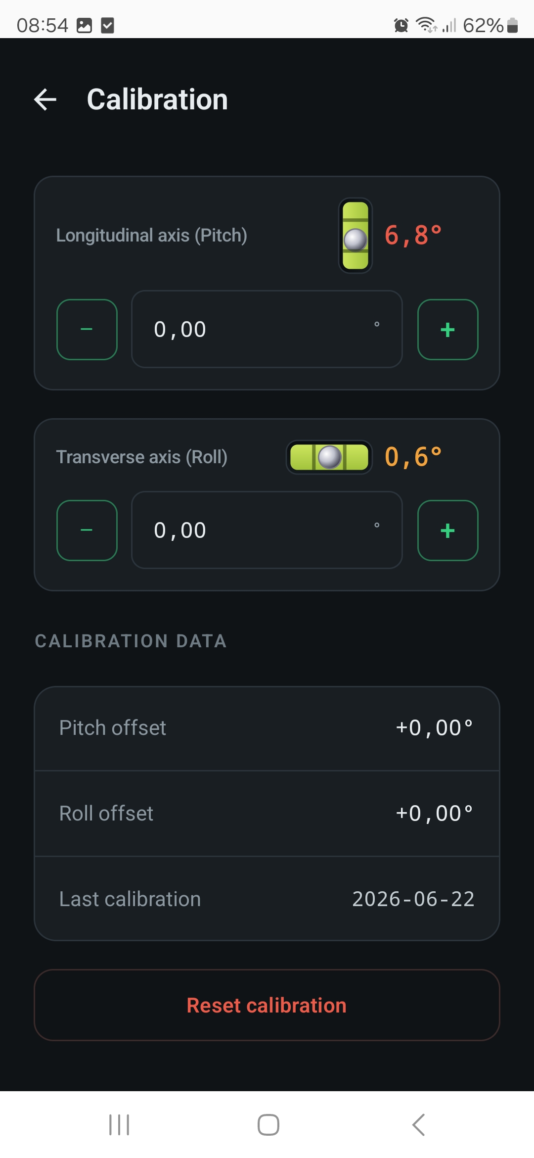 Manual pitch and roll calibration screen